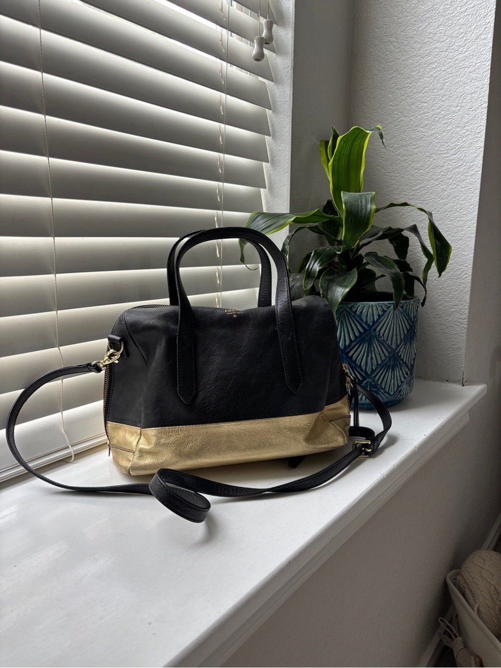 Fossil Black and Gold Leather Sydney Satchel
